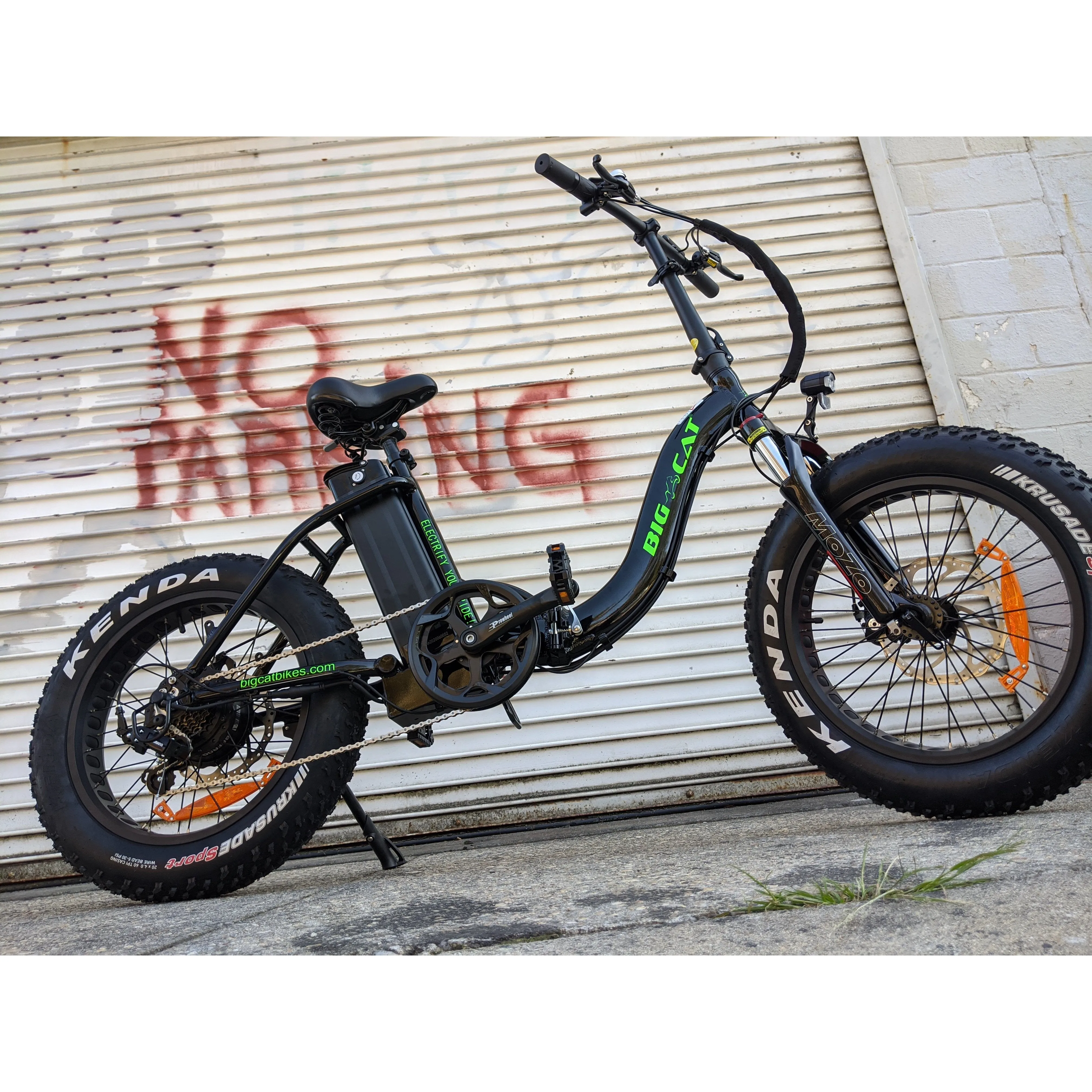 Big Cat 2024 Mini Long Beach Cruiser XXL 750 (Fat Tire) Premium Electric Bike (May ETA)