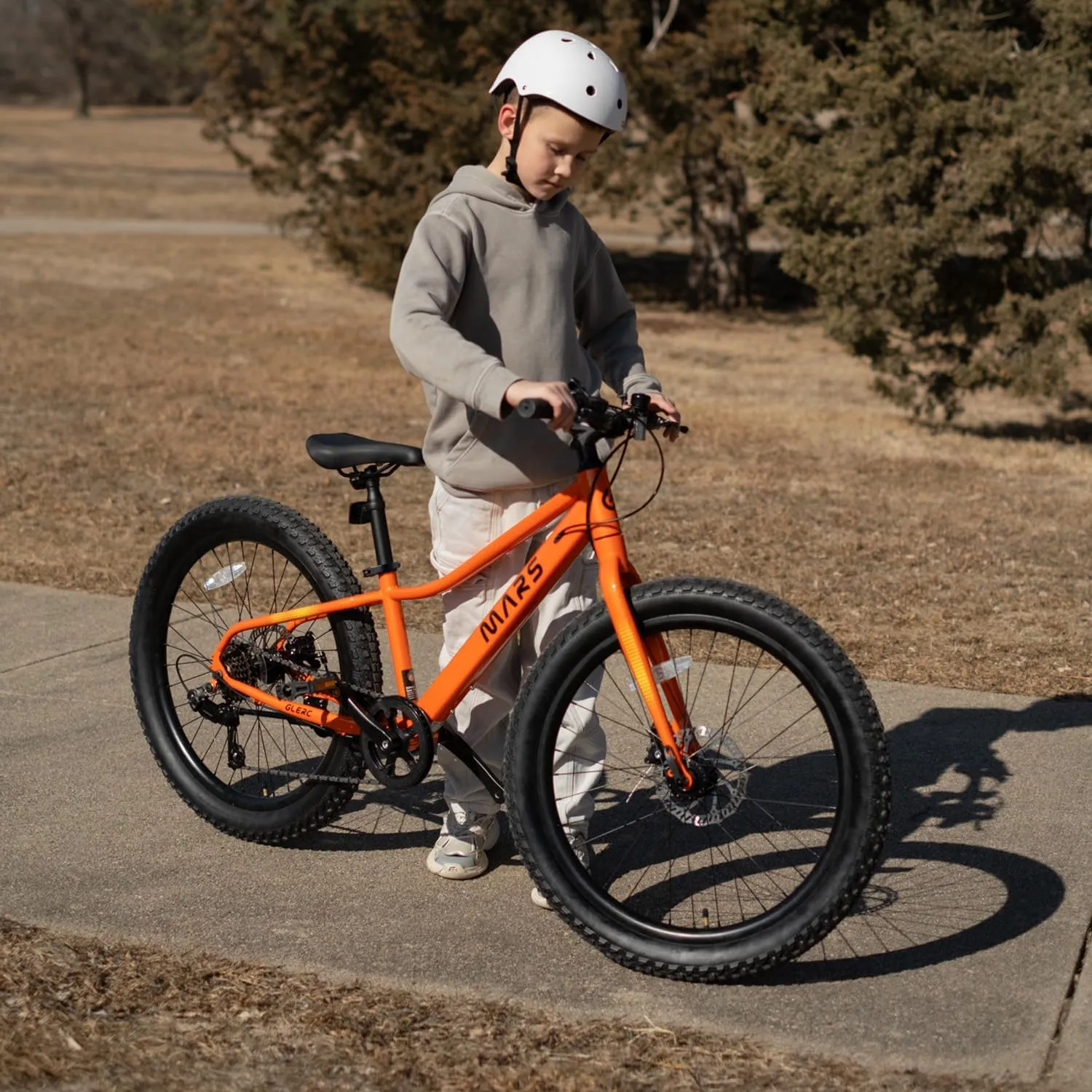 Mars Kids Mountain Bike, 20 24 Inch Fat Tire Bike for Teen Ages 6-14 Year Old, Bicycle with 2.8-Inch Wide Tires and 6 Speed Drivetrain, Multiple Colors