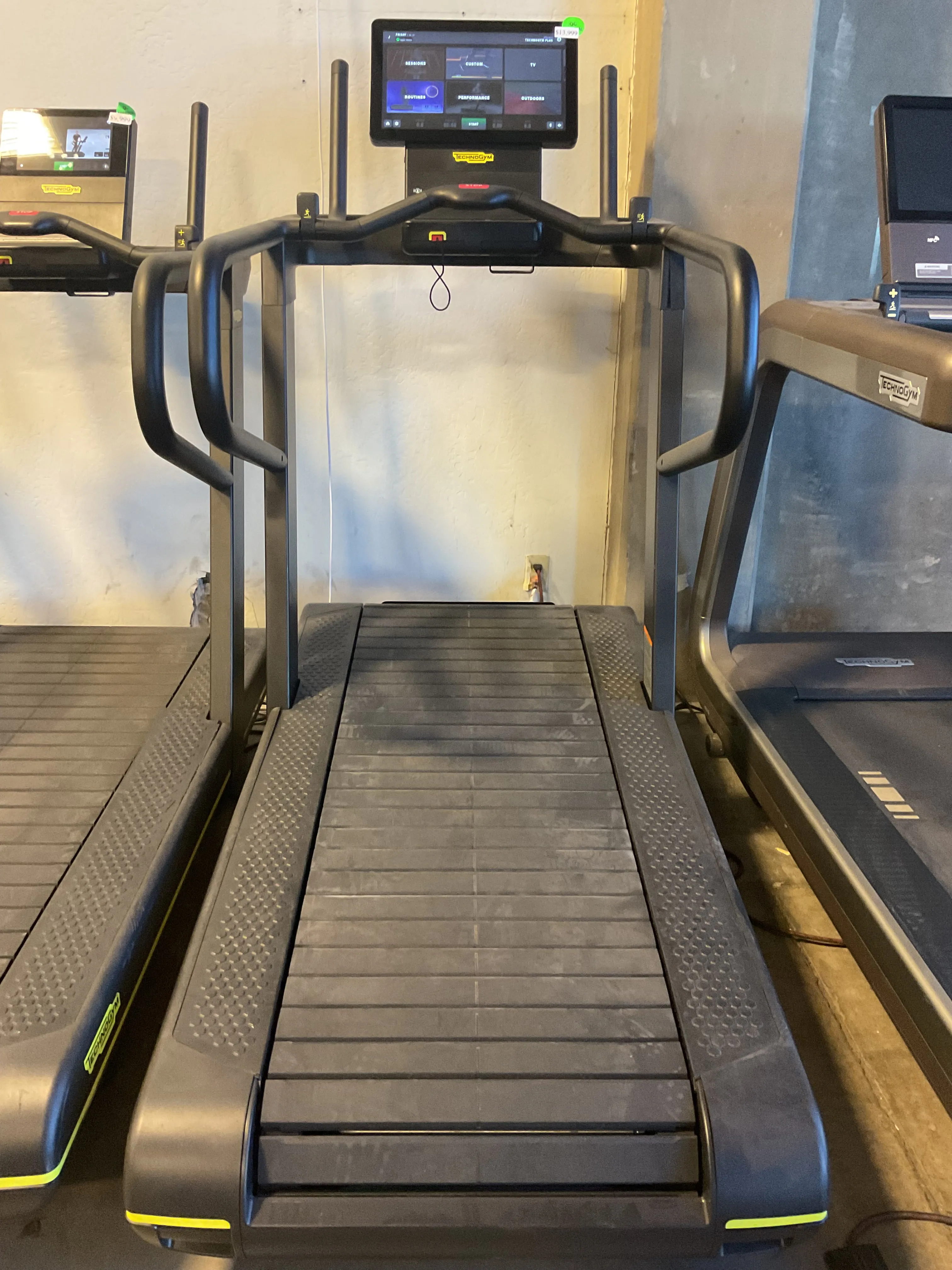 Technogym Skill Run w/ Unity Console (2nd)